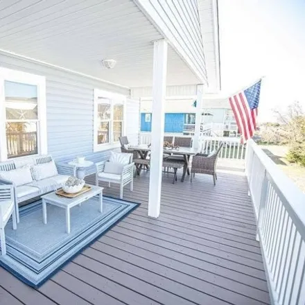Image 4 - 184 Crab Street, Holden Beach, Brunswick County, NC 28462, USA - House for sale