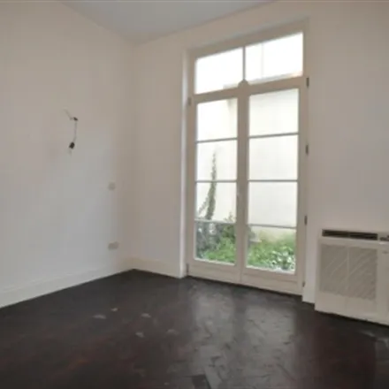 Rent this 1 bed apartment on Sint-Paulusstraat 23 in 2000 Antwerp, Belgium