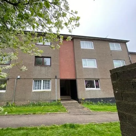 Rent this 2 bed apartment on Thurso Crescent in Dundee, DD2 4AU