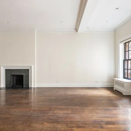 Rent this 2 bed townhouse on 127 East 69th Street in New York, NY 10021