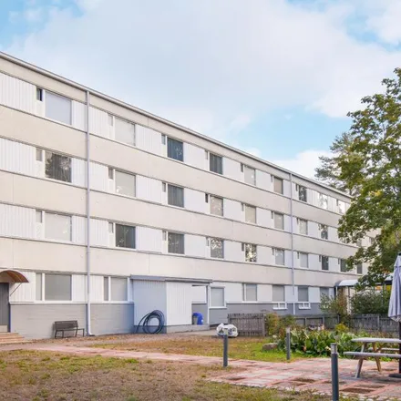 Rent this 1 bed apartment on Pihkapolku 1 in 48350 Kotka, Finland