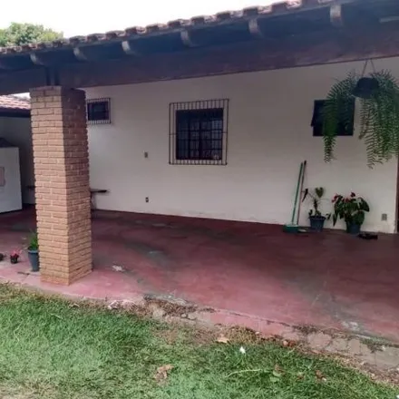 Buy this 5 bed house on Avenida Voluntário Vitoriano Borges in Sao Benedito, Pindamonhangaba - SP