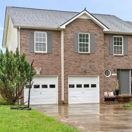Buy this 3 bed house on 3440 Summerfield Drive in Clarksville, TN 37042