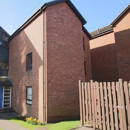 Rent this 2 bed apartment on Shepherd's Loan in Dundee, DD2 1AZ