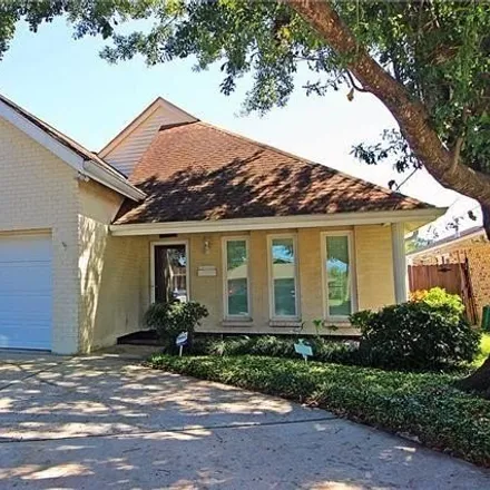 Buy this 4 bed house on 3817 Transcontinental Drive in Willowdale, Metairie