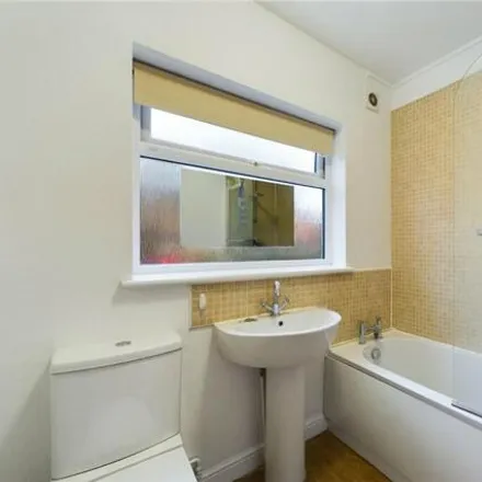 Image 7 - Muj's Fade House, 52 Lea Road, Northampton, NN1 4PF, United Kingdom - Townhouse for sale