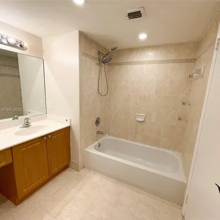 Image 7 - 9750 Northwest 47th Terrace, Doral, FL 33178, USA - Apartment for rent