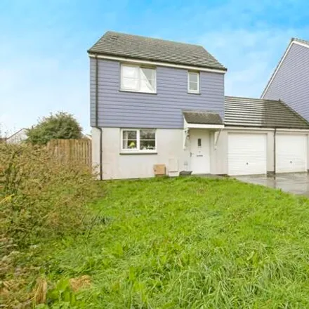 Buy this 3 bed house on Chyvelah Close in Threemilestone, TR3 6FG