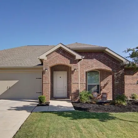 Buy this 4 bed house on 127 Lariat Trail in Waxahachie, TX 75165