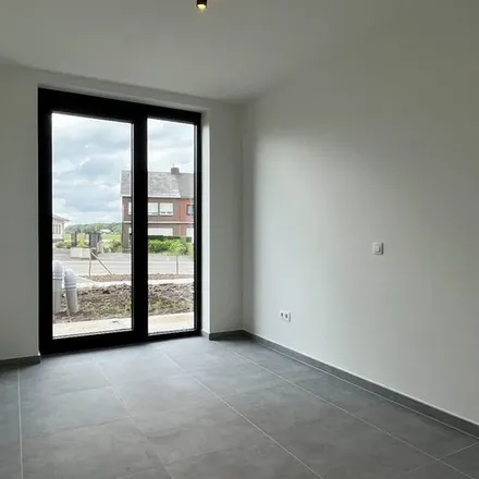 Rent this 2 bed apartment on Oostdorp 18 in 8573 Anzegem, Belgium