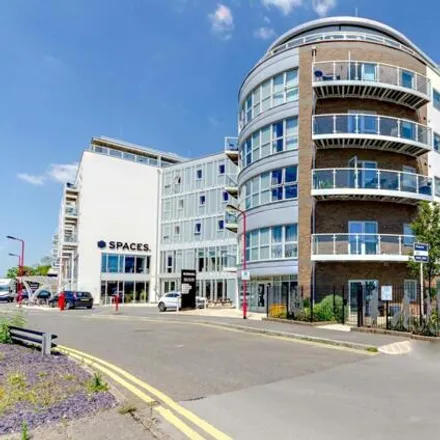Image 2 - Austen House, Station View, Guildford, GU1 4AX, United Kingdom - Apartment for sale