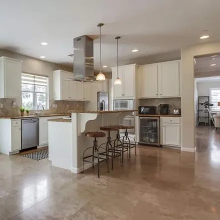Rent this 5 bed house on Encinitas