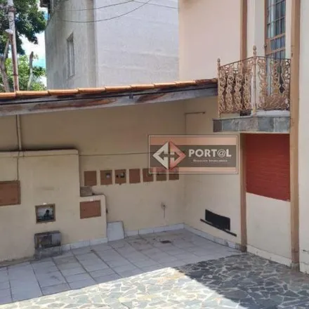 Rent this 2 bed house on Frutos de Goiás in Avenida Doutor Cristiano Guimarães 1927, Planalto