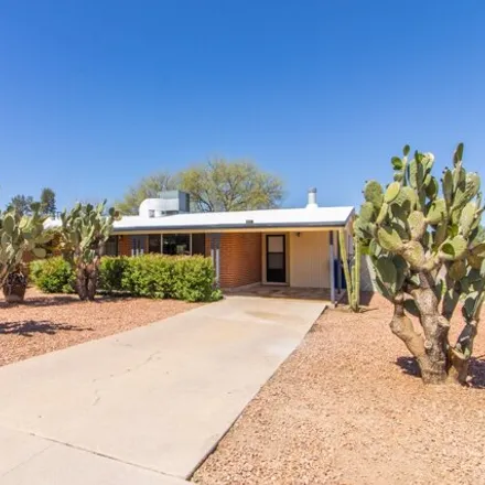 Buy this 3 bed house on 6168 East Sunny Drive in Tucson, AZ 85712