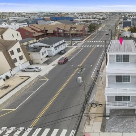 Buy this 5 bed house on Aqaurius Arms Efficiency Suites in West Central Avenue, Seaside Heights