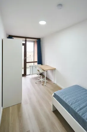 Rent this 1 bed room on Kölner Landstraße 338 in 40589 Dusseldorf, Germany