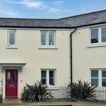 Rent this 3 bed house on Gwarak Trystan in St. Columb Minor, TR8 4SQ