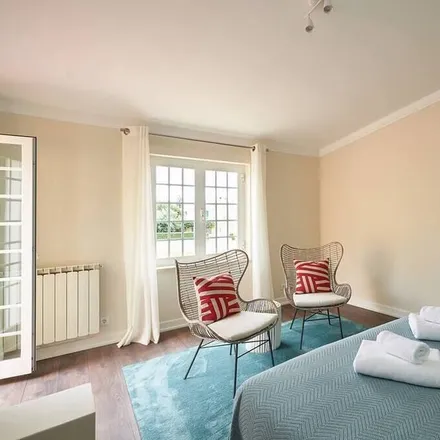 Rent this 4 bed house on Cascais e Estoril in Cascais, Lisbon