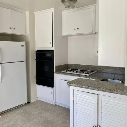Rent this 2 bed apartment on 1485 Rexford Drive in Los Angeles, CA 90035