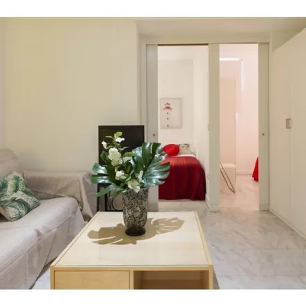 Image 4 - Calle de Antonio Zamora, 15, 28011 Madrid, Spain - Apartment for rent