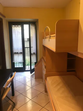 Rent this 1 bed apartment on Carrefour Deliveroo hop in Via Cicco Simonetta, 20123 Milan MI