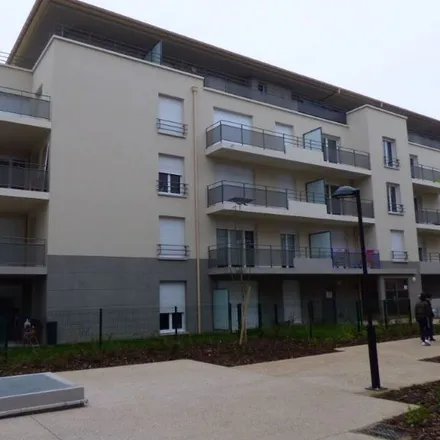 Image 3 - 14 Rue du Point du Jour, 78250 Gaillon-sur-Montcient, France - Apartment for rent