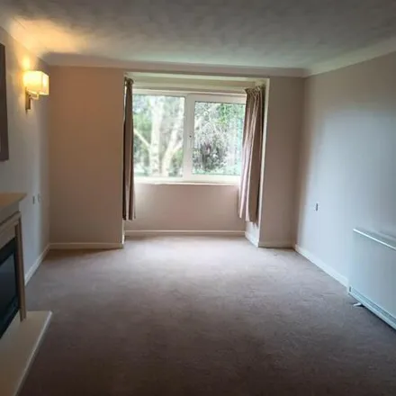 Buy this 1 bed apartment on Birmingham Centre for Chinese Medicine in Alcester Road South, Kings Heath