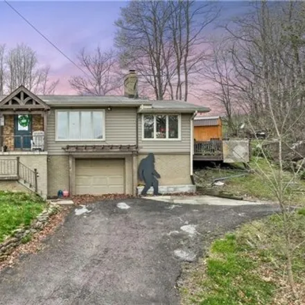 Buy this 3 bed house on 281 Kings Mountain Rd in Rockwood, Pennsylvania