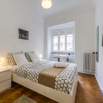 Rent this 6 bed room on Rua do Conde de Redondo 97 in 1150-213 Lisbon, Portugal