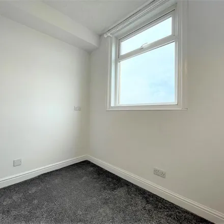 Rent this 4 bed apartment on Nelson Street in Scarborough, YO12 7TA