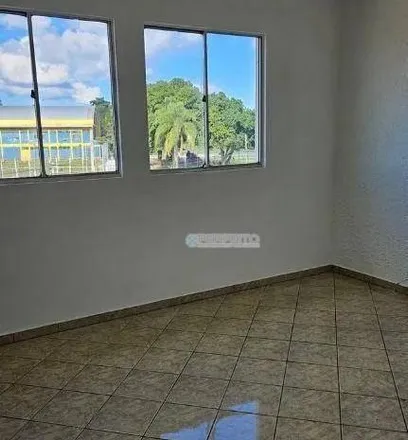 Buy this 3 bed apartment on Residencial Catuaí in Rua Iêda Pesarini Ferreira 95, Cinco Conjuntos