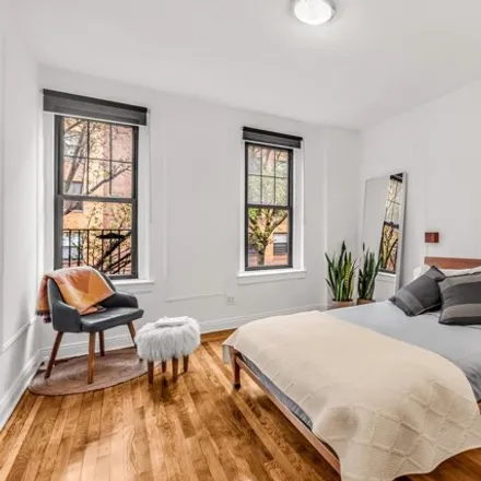 Image 5 - 232 East 6th Street, New York, NY 10003, USA - Apartment for sale
