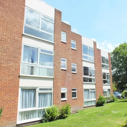Rent this 1 bed apartment on Brewery Road in Horsell, GU21 4LL
