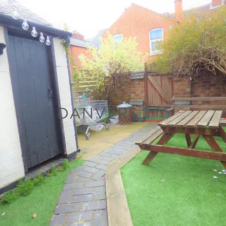 Rent this 4 bed apartment on Noel Street in Leicester, LE3 0DG