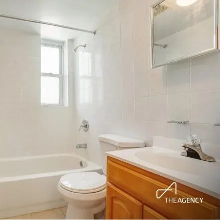 Image 7 - 234 4th Ave Apt 4L, Brooklyn, New York, 11215 - House for rent