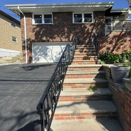 Rent this 3 bed house on 252 9th Street in Palisades Park, NJ 07650