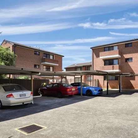 Rent this 2 bed apartment on Second Avenue in Kingswood NSW 2747, Australia