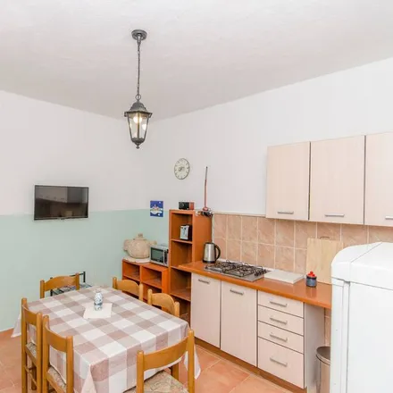 Rent this 3 bed house on 21331 Živogošće