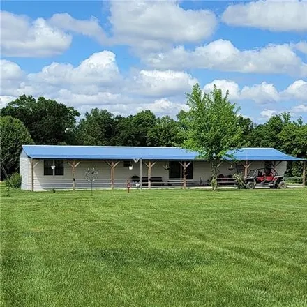 Buy this 3 bed house on 22001 County Road 330 in Saline County, MO 65351