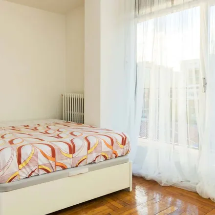 Image 2 - Paseo de la Castellana, 211, 28029 Madrid, Spain - Room for rent
