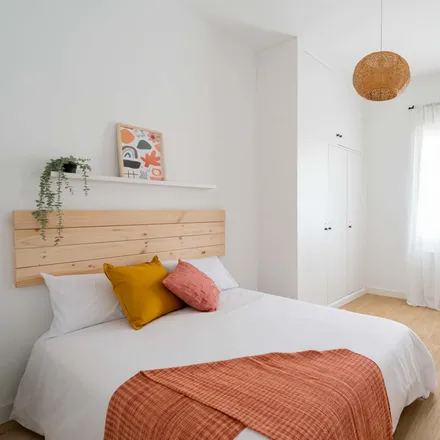 Rent this 3 bed room on Colegio de Educación Infantil y Primaria Ermita del Santo in Paseo de la Ermita del Santo, 18