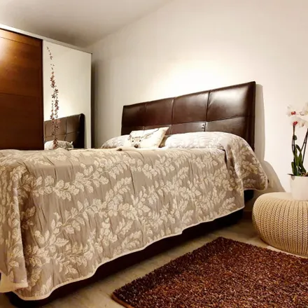 Rent this 1 bed room on Avinguda d'Amèrica in 41-51, 08907 l'Hospitalet de Llobregat