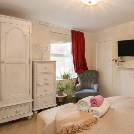 Rent this 1 bed townhouse on Lowestoft in NR33 7BX, United Kingdom