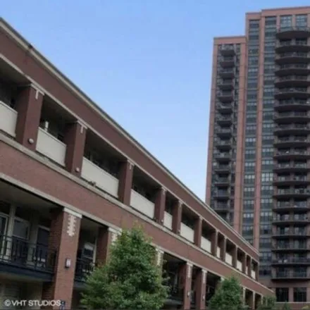 Buy this 1 bed condo on 324 North Jefferson Street in Chicago, IL 60661