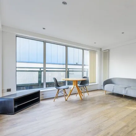 Image 3 - Cube House, 5 Spa Road, London, SE16 3FW, United Kingdom - Apartment for rent