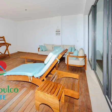 Buy this 4 bed apartment on Calle Paseo del Agua in Ampliación Punta Diamante, 39300 Acapulco