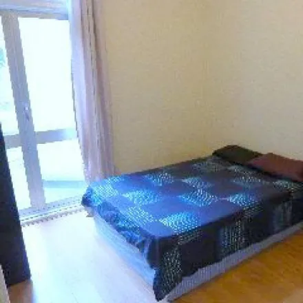 Rent this 6 bed room on 11 Waldeck Road in London, N15 3EP
