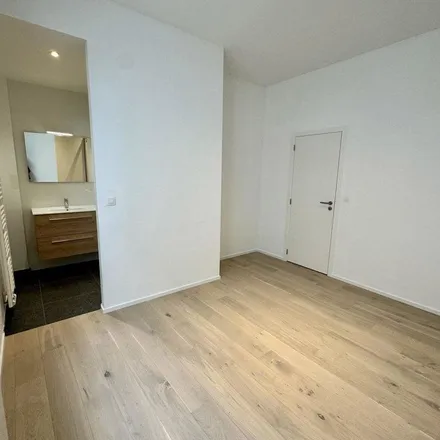 Rent this 3 bed apartment on Rue Notre-Dame du Sommeil - Onze-Lieve-Vrouw van Vaakstraat 11 in 1000 Brussels, Belgium