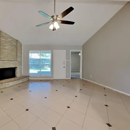 Image 2 - 4900 Raindrop Hollow Drive, Houston, TX 77041, USA - House for rent