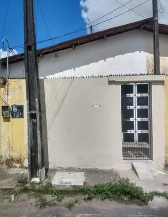 Rent this 2 bed house on Avenida Senador Fernandes Távora 1239 in Henrique Jorge, Fortaleza - CE